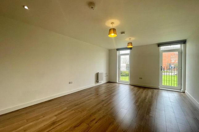 Flat to rent in Trinity Walk, Derby