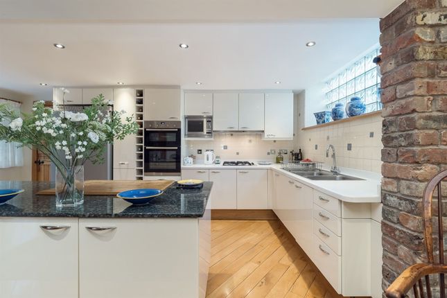 21 Broadway, Altrincham photo 4