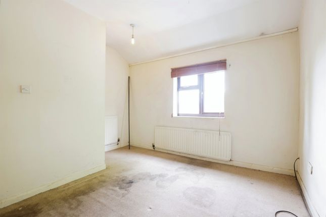 End terrace house for sale in Coventry Street, Southam