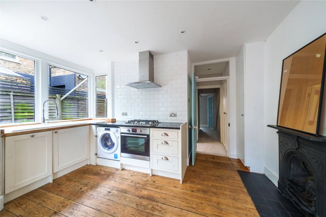 Thumbnail Flat to rent in Lausanne Road, Harringay, London