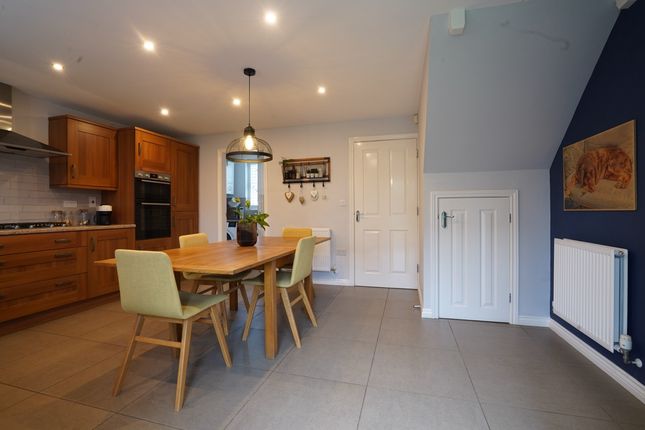 3, Falcon Way, Nottingham photo 4