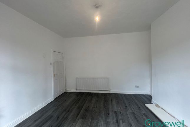 158 Church Street, Bolton photo 5