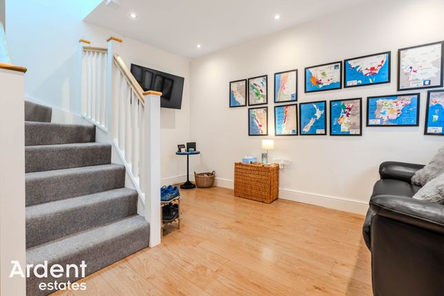 15d Friars Lane, Maldon photo 3