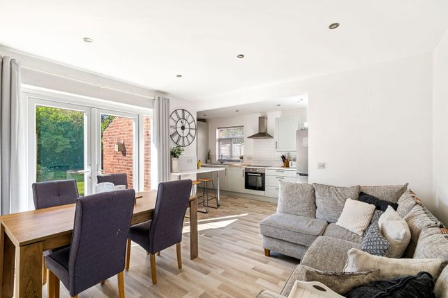 148, Carholme Road, Lincoln photo 3