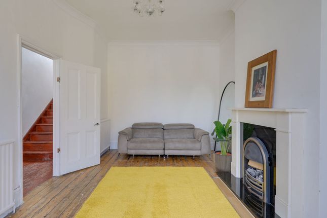 57 Broadfield Road, London photo 4
