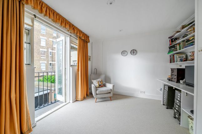 5, Rembrandt Close, London photo 4