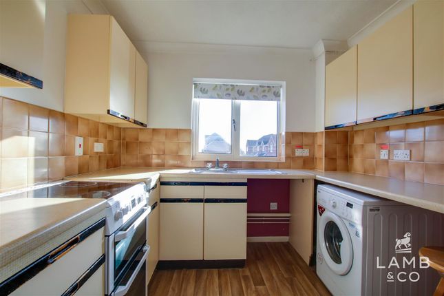 Flat for sale in Weymouth Close, Clacton-On-Sea