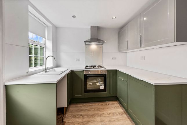 17 Bank Gardens, Warrington photo 3