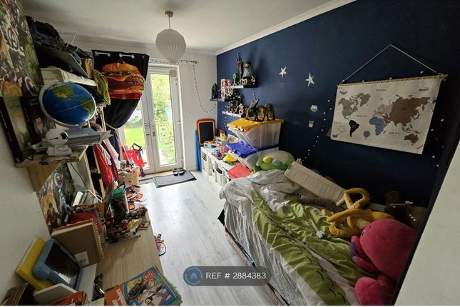 Faldo Close, Rushymead, Leicester photo 4