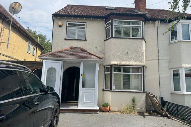 4-bed house on Poplar Road, Sutton, £2,900/mo