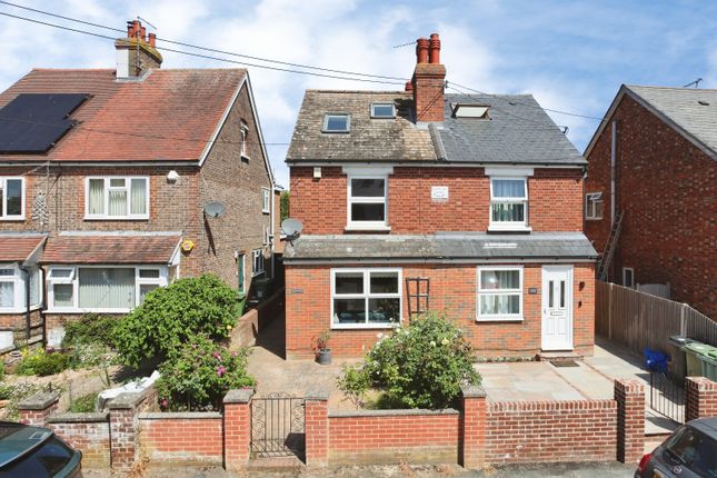 3-bed house on 2 Hurst Villas, Howland Road, Marden, Tonbridge, £425,000