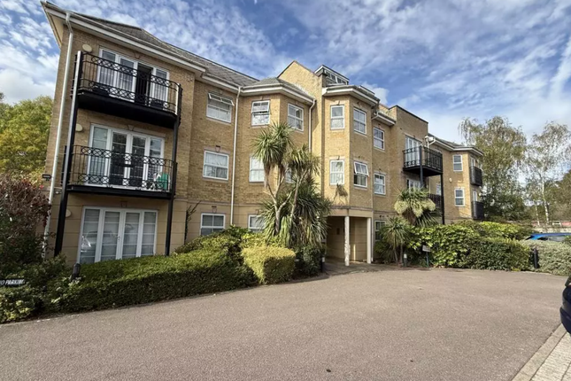 2-bed house on 72A Pinner Road, Northwood, £1,950/mo