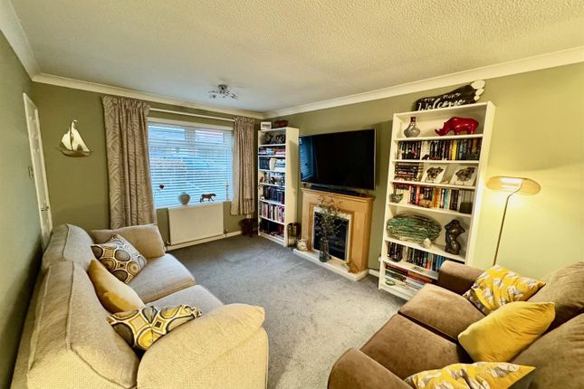 6, Jackson Close, Scarborough photo 4