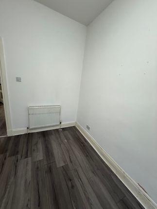 129, Main Street, Glasgow photo 3
