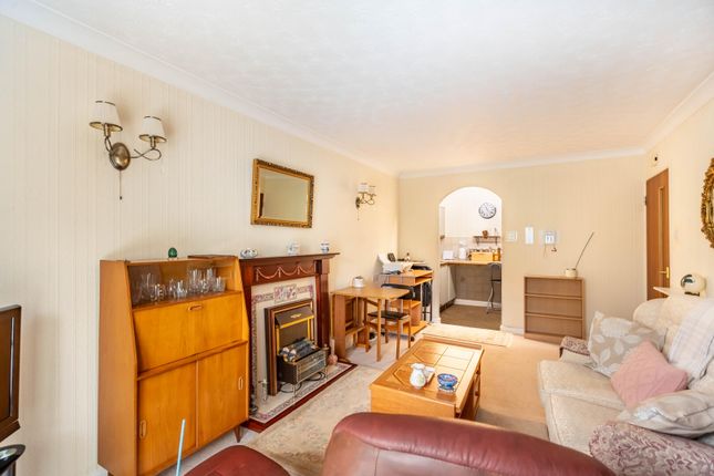 55 Langley House, Dodsworth Avenue, York photo 3