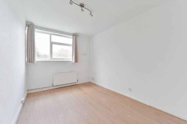 Flat to rent in Wood Vale, Forest Hill, Forest Hill, London