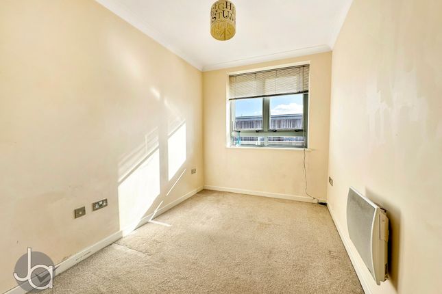 411, Quayside Drive, Colchester photo 4