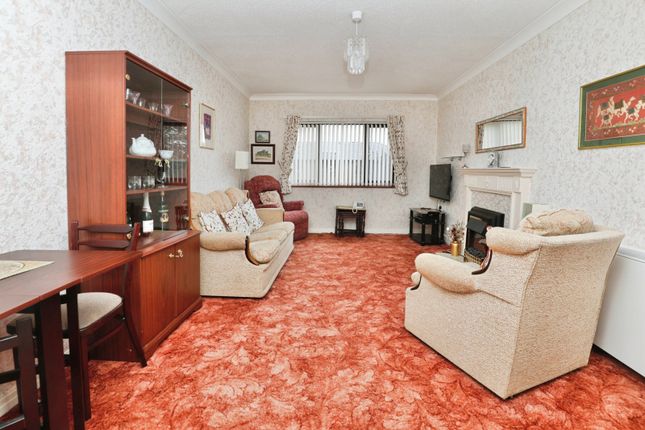 43, The Fountains, Ormskirk photo 2