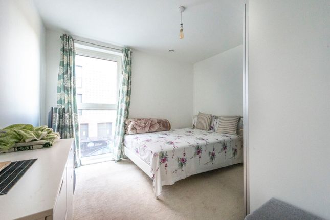 Academy House E13, Upton Park photo 4