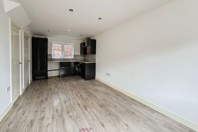 11, The Old Vicarage, Doncaster photo 2