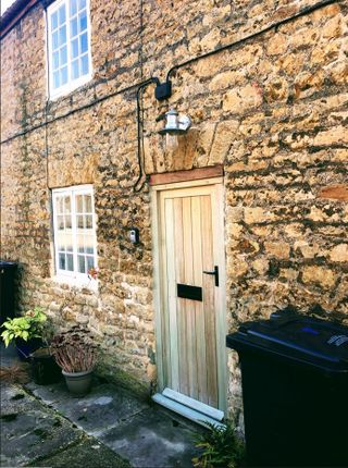 Thumbnail Cottage to rent in Bowditch Row, South Street, Crewkerne