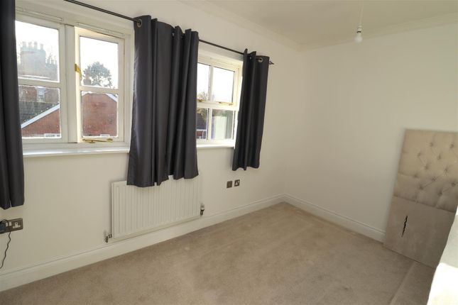 2, Jubilee Close, Shiptonthorpe photo 5