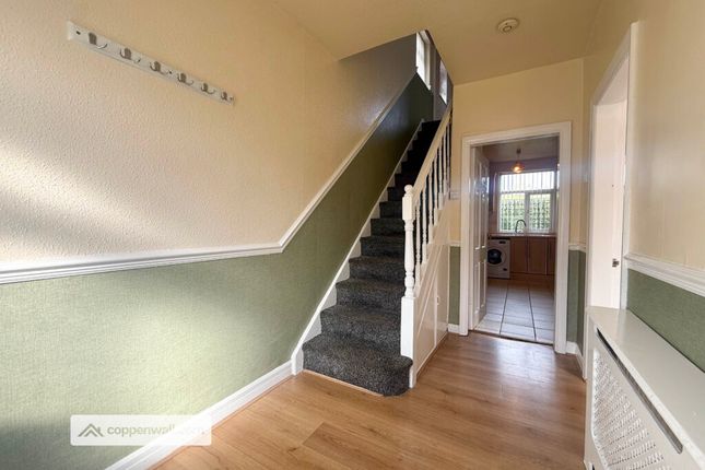 310, Rochdale Rd, Bacup photo 3