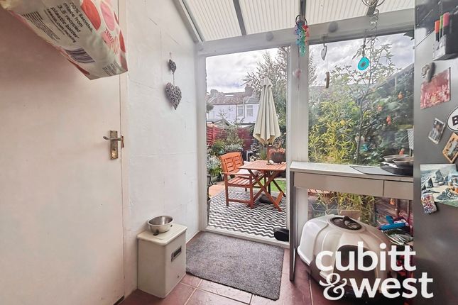 28, Ringwood Road, Southsea photo 4