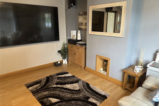 24, Wychbold Crescent, West Midlands photo 3