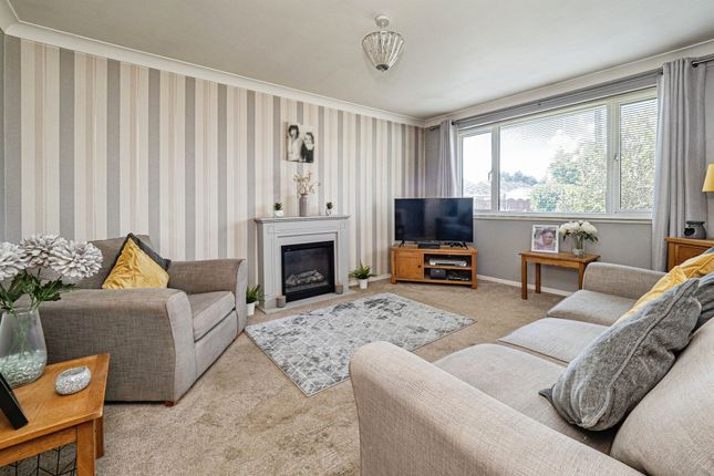 8, Astral Close, Hull photo 2