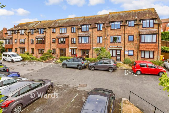 1-bed flat on Homepeak House, Bartholomew Street, Hythe, £80,000