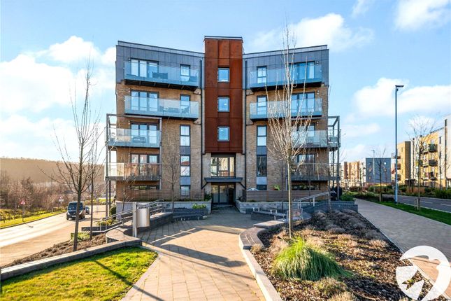 Flat for sale in Castle Hill Drive, Castle Hill, Ebbsfleet Valley, Swanscombe