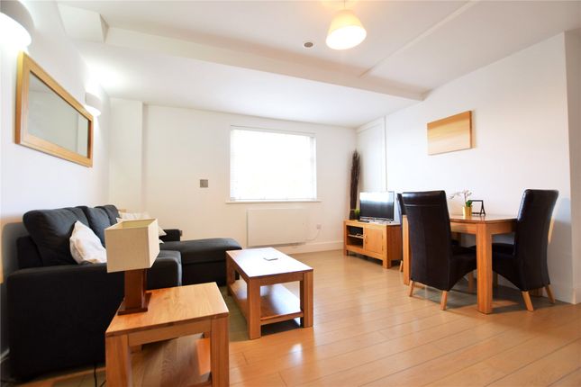 Thumbnail Flat to rent in Kings Road, Reading, Berkshire