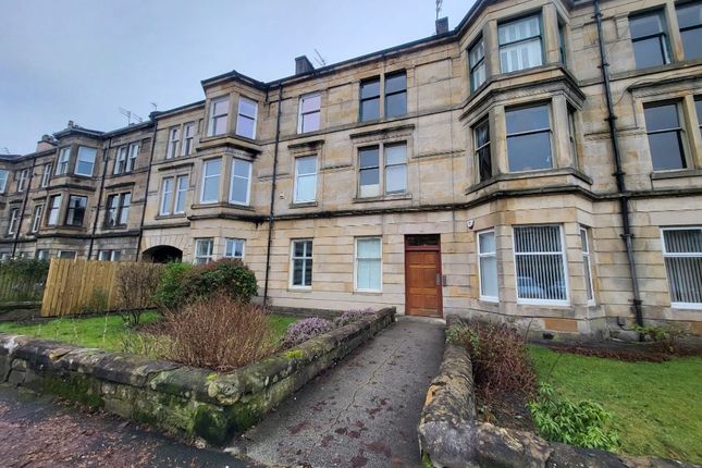 Thumbnail Flat to rent in Greenlaw Avenue, Paisley, Renfrewshire