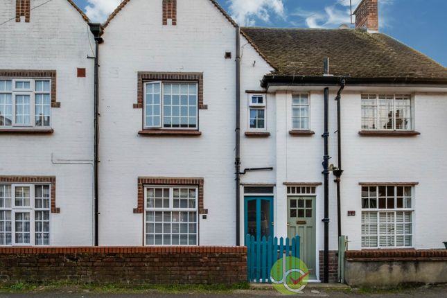 Terraced house to rent in Manor Road, Colchester