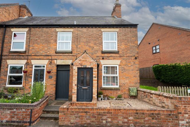 Thumbnail Cottage for sale in Melton Road, Rearsby, Leicester