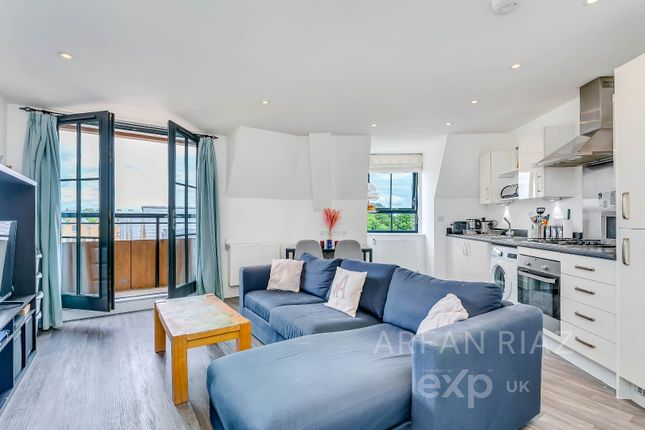 1 bed flat for sale in Lawrie House, Crystal Palace Park Road, London SE26