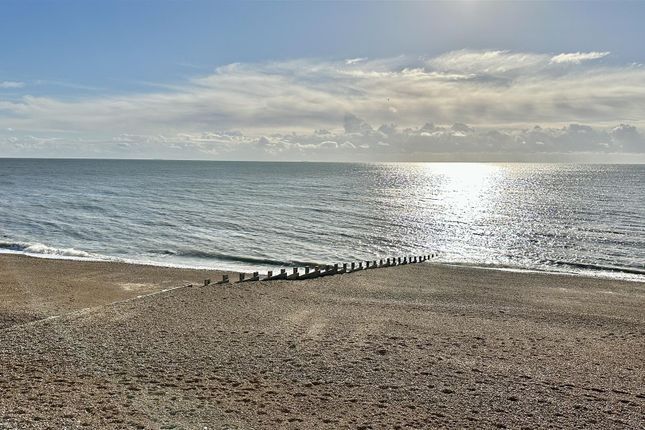 103, Marine Court, St. Leonards-On-Sea photo 4