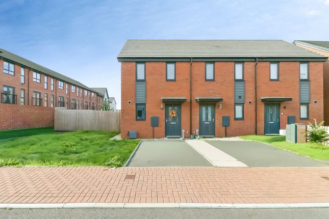 2-bed terraced on Rhodfa'r Doc Glanhau, Barry, £230,000