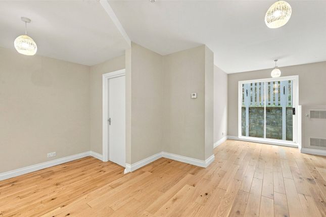 Overstone Road, London photo 2