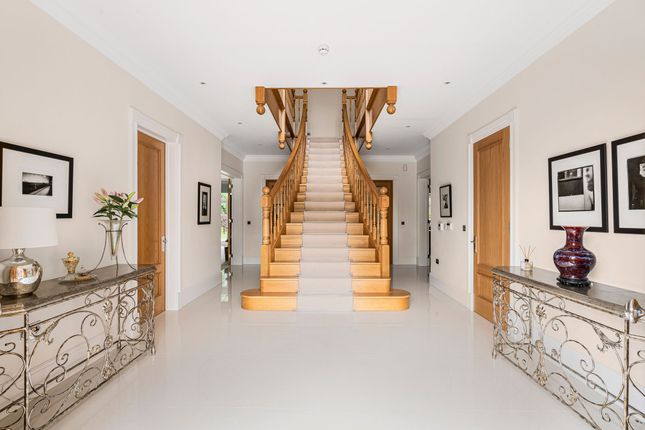 Touchstone, Tadworth photo 2