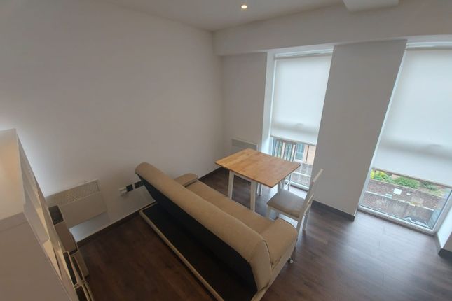 56 Park Street, Luton photo 5