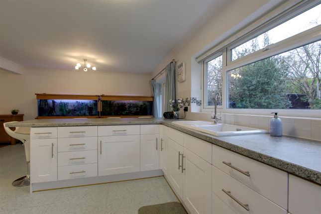 Detached house for sale in Grove Park, Tring