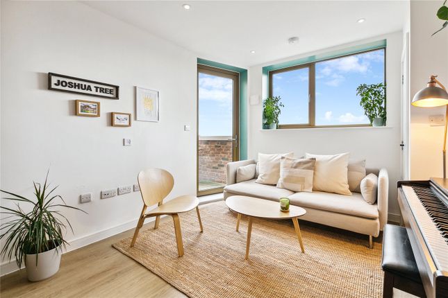 Flat for sale in Imperial Court, 225 Streatham Road, Mitcham