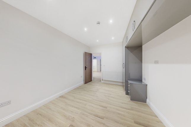 Maisonette to rent in Oldfield Lane South, Greenford, Greater London