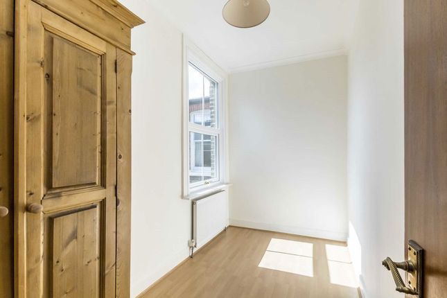 Beaumont Road, London photo 4