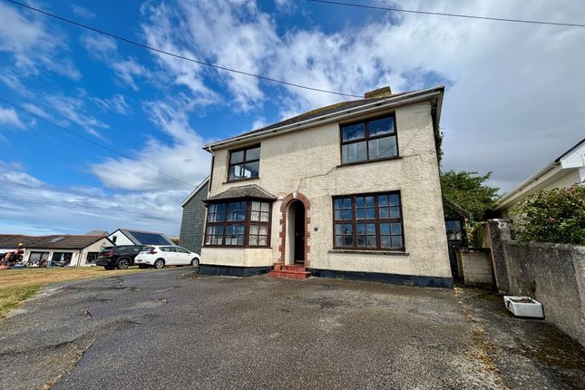 3-bed house on 7 New Road, Port Isaac, £210,000
