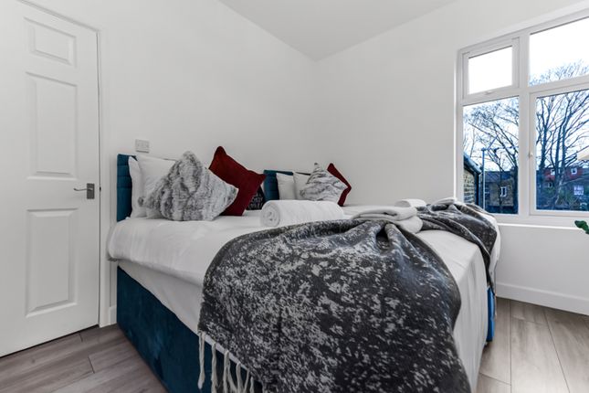 140 winchelsea road, Winchelsea Road, London photo 5