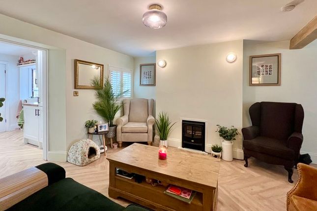 28, Earlsgate, Scunthorpe photo 3