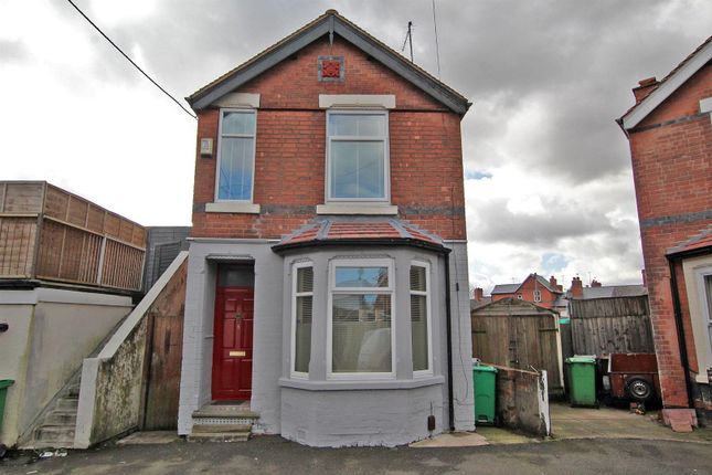 Detached house to rent in Richmond Avenue, Nottingham